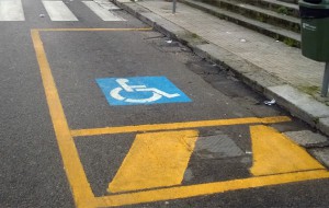 Stalli per disabili occupati, l’assessore Turaccio: “Appello al nostro senso di civiltà”