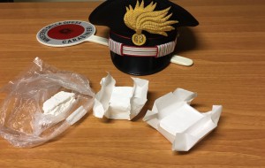Trasforma il circolo privato in una centrale di spaccio: arrestato 33enne
