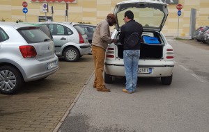 Polizia Municipale: controlli e multe a parcheggiatori abusivi e conducenti di camion