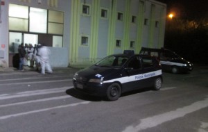 Colpi di fucile contro il dormitorio di Via Provinciale San Vito