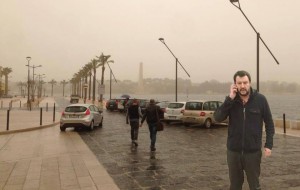 “Non puoi capire cos’è successo a Brindisi. Sabbia e vento del Sahara”: Brindisi diventa virale su facebook