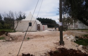 Abusi edilizi in area a vincolo: due persone denunciate in agro di Ceglie Messapica