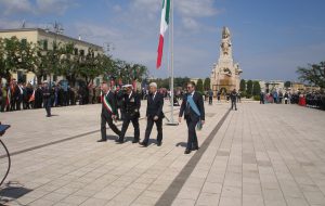 25 Aprile: Brindisi celebra il valore della Resistenza in Piazza Santa Teresa e in Piazza Sottile De Falco