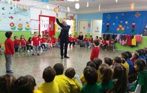Educazione stradale: la Polizia Municipale incontra gli alunni dell’I.C. Santa Chiara