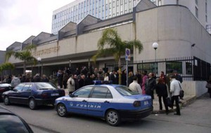 Aste condizionate da minacce ed estorsioni: quattro arresti a Brindisi