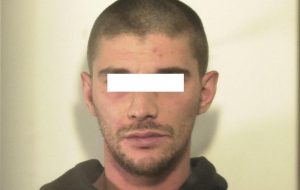 Stalker geloso rende la vita un inferno ad una donna straniera