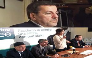 Si infiamma la campagna elettorale: botta e risposta tra Consales e la coalizione Marino. I video integrali delle conferenze stampa