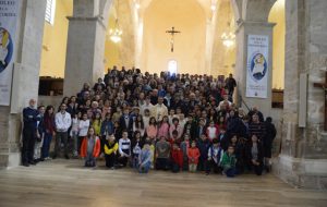 200 pellegrini dei Santi Medici di Ostuni al miracolo eucaristico di Lanciano