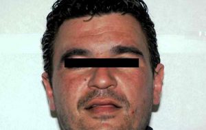 Caos al Pronto Soccorso: pregiudicato ferma i mezzi e ruba farmaco, arrestato