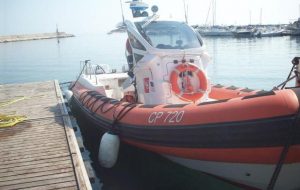 Mare Sicuro: la Guardia costiera sequestra attrezzature, multa bagnanti, diportisti e venditori abusivi