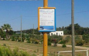 Nuova cartellonistica autobus sulla costa nord: grande esempio di collaborazione tra Stp e associazioni