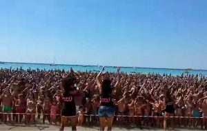 Tutti in spiaggia per “Andiamo a Comandare”: Campo di Mare sfida Porto Cesareo. Appuntamento alle 17.00