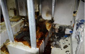 Fuoco al CIE: la Digos arrestano immigrato della Costa d’Avorio