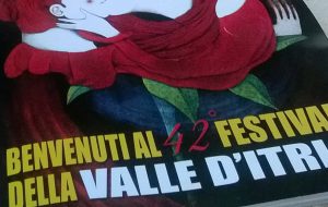 Una cartolina dalla Valle d’Itria: Saluti dal bel paese dove il Si suona. Di Gabriele D’Amelj Melodia