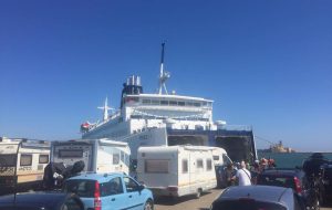 Una nave resta bloccata a Corfù ma il porto di Brindisi regge alla grande