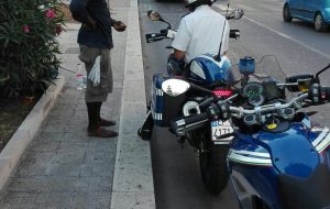 La Polizia municipale avvia la battaglia ai lavavetri ed al bivacco degli extracomunitari