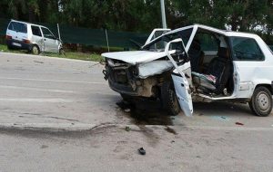 Tenta di ottenere rimborsi non dovuti da compagnia assicurativa, denunciato.