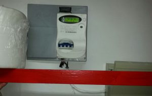 Commerciante ostunese ruba energia elettrica: arrestato