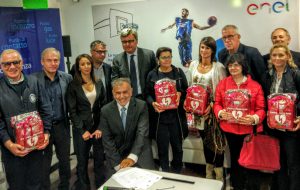 Enel Energia consegna 14 defibrillatori alle strutture sportive della Città di Brindisi