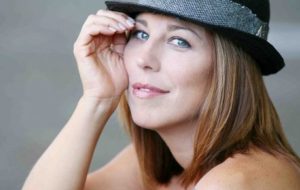 Domenica 6 Michela Andreozzi al Teatro Sociale di Fasano
