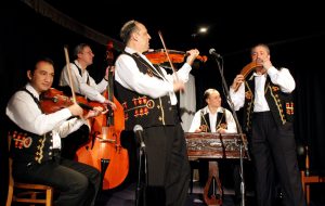 BrindisiClassica: Venerdì 18 concerto dell’Orchestra Tzigana di Budapest
