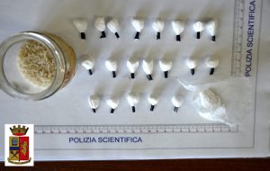 Sorpreso con 16 grammi di cocaina: arrestato 53enne