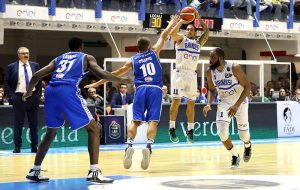 New Basket spettacolare e dispettosa, ma se avesse un lungo come JuJuan Johnson… Di Pierpaolo Piliego