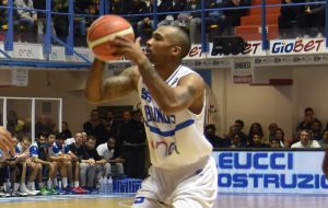 Sabato alle 19:00 Goss e Mesicek incontrano i tifosi al New Basket Store