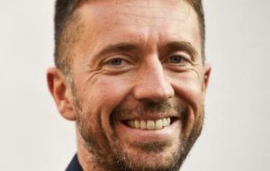 Andrea Scanzi a Brindisi per presentare “I migliori di noi”