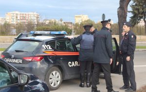 In casa pistola ed erba: 44enne ai domiciliari