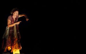 Domenica “La piccola strega” al Chiostro di San Francesco
