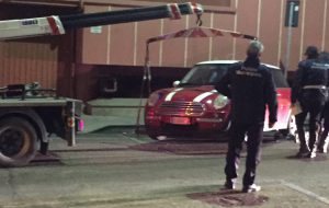 Rifiuto selvaggio e posteggio negli stalli riservati ai disabili: interventi della Polizia Municipale di Brindisi