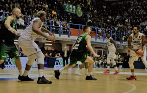 Samardo è già on fire e Brindisi infligge il ventello ad Avellino: 94-74
