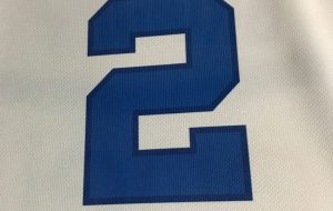 Il logo Unibed sul retro della maglia gara l’Enel Brindisi