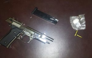 Cocaina, pistola e proiettili: arrestati moglie e marito