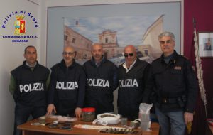 Sequestrati a Mesagne 3,2 Kg di hashish e 675 grammi di marijuana: arrestato spacciatore