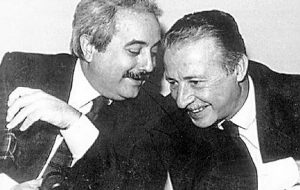 Il Consiglio regionale della Puglia ricorda Falcone e Borsellino