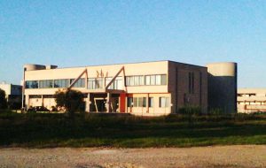 Rubano 70 Kg di alluminio dall’ex Ufficio del Giudice di Pace: due ragazzi nei guai