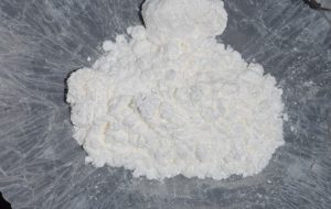 Chiamano i Carabinieri per un dissidio familiare, trovati in possesso di cocaina