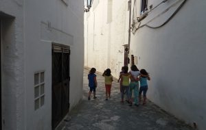 Scopri la città con mamma e papà: giovedì 27 visite guidate tra le “Antiche memorie di fede e tradizione” di Ostuni