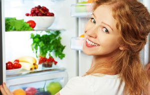 Prosegue l’ondata di caldo, parola d’ordine: idratarsi. Via libera ad acqua e frutta verdura multicolor