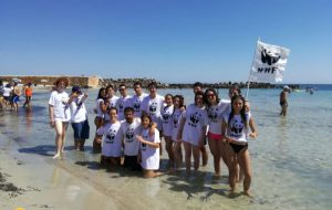 Ragazzi provenienti da tutta Italia a Torre Guaceto per i campi WWF