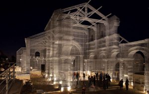 Drawing Egnazia, gli appuntamenti del weekend: da venerdì 14 a domenica 16 luglio con Carlo Freccero e Vox Sambou