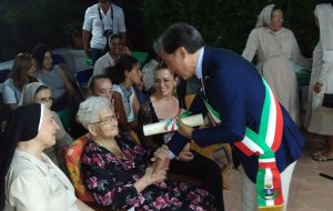 San Vito festeggia i 100 anni di nonna Vita De Falco