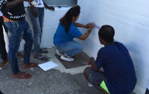 In un murales pensieri ed emozioni dei rifugiati politici del Centro di Accoglienza di Restinco