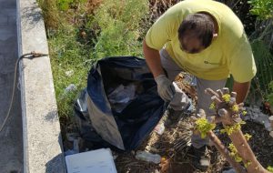 Ripulita discarica a cielo aperto sul Lungomare di Savelletri
