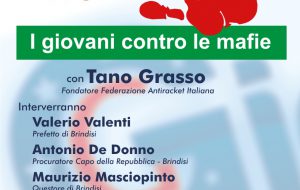 Il Giorgi inaugura l’anno scolastico con Tano Grasso: “‘Non nel nostro nome: i giovani contro le mafie”