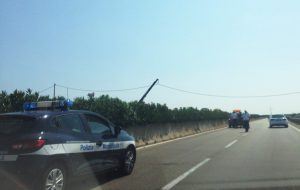Anas: provvisoriamente chiusa la S.S.613 “Brindisi-Lecce” per la caduta di un cavo dell’alta tensione