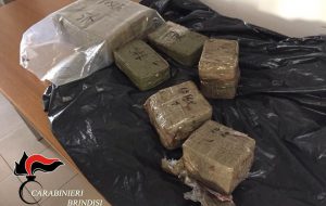 In pullman da Roma a Francavilla con 10 Kg. di hashish: arrestati due giovanissimi