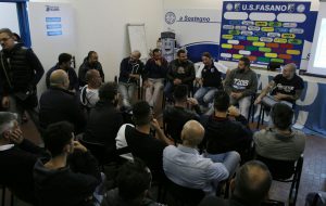 Il Fasano Siamo Noi: dai tifosi un circuito commerciale per aiutare la squadra della città
